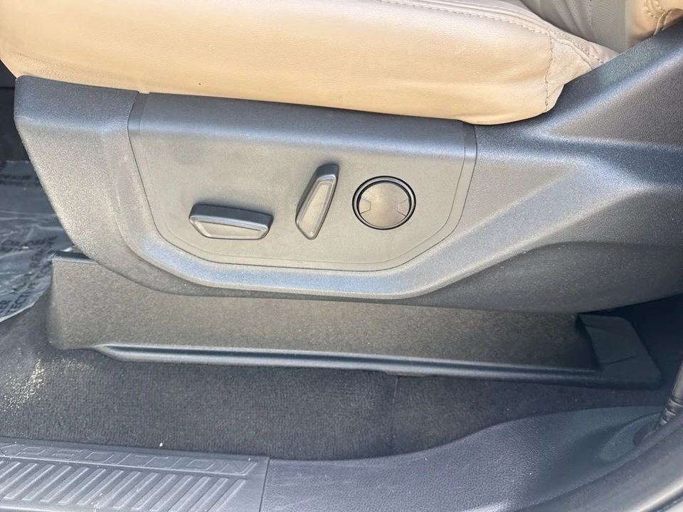 2024 Ford Expedition 4th Gen - Image 10 of 21