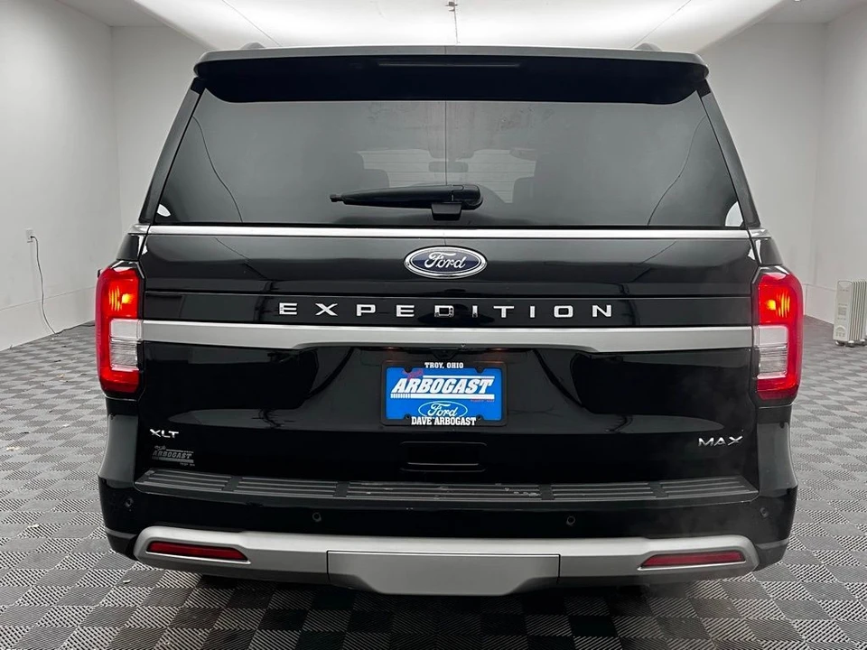 2024 Ford Expedition 5th Gen - Image 10 of 12