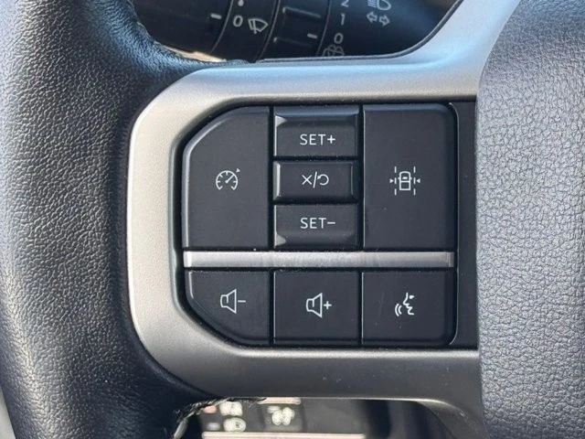 2024 Ford Expedition 4th Gen - Image 23 of 31