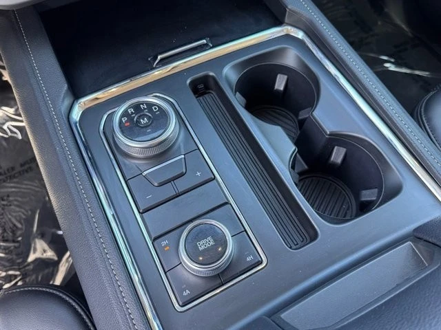 2024 Ford Expedition 4th Gen - Image 25 of 31