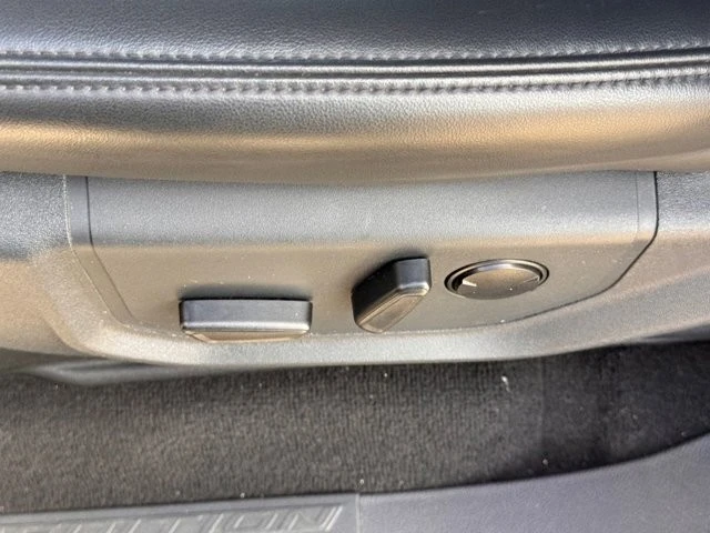 2024 Ford Expedition 4th Gen - Image 19 of 31