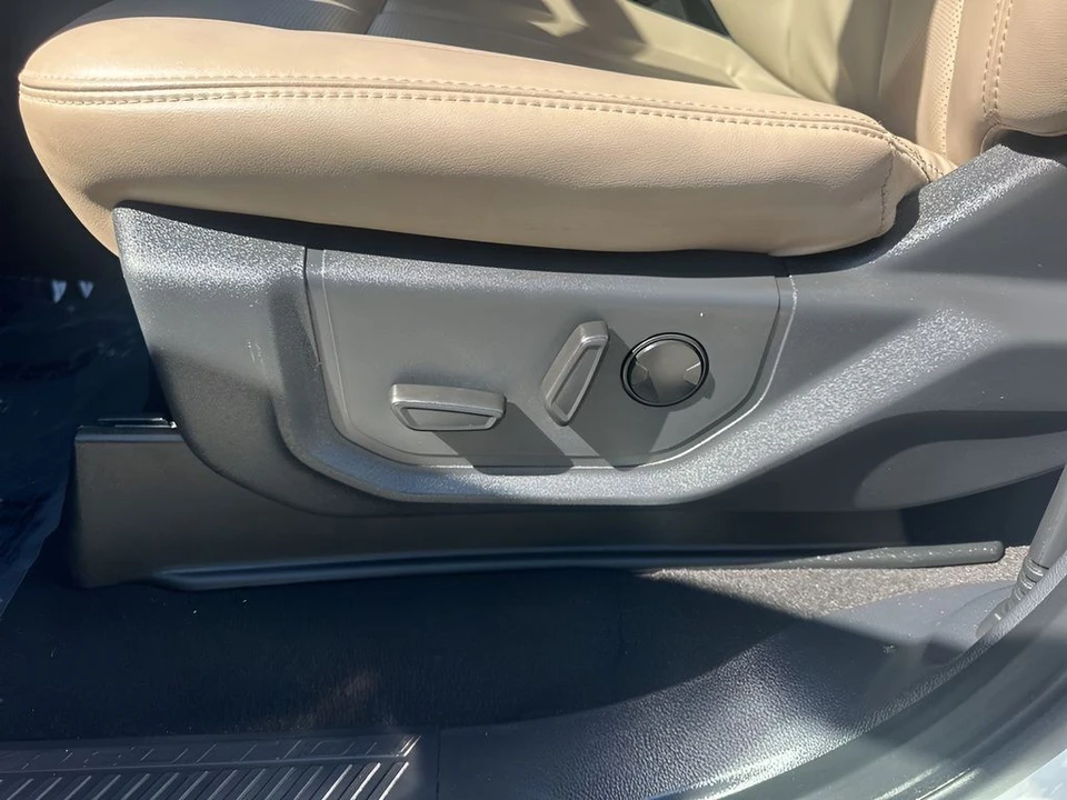 2024 Ford Expedition 4th Gen - Image 10 of 21