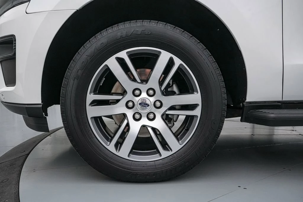 2024 Ford Expedition 4th Gen - Image 11 of 21