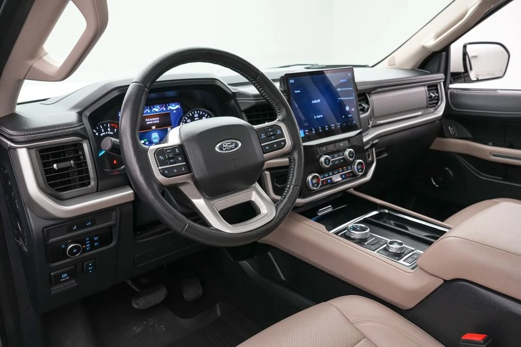 2024 Ford Expedition 4th Gen - Image 13 of 21