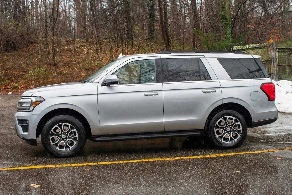 2024 Ford Expedition 4th Gen - Image 3 of 12