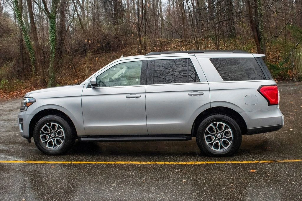 2024 Ford Expedition 4th Gen - Image 4 of 12