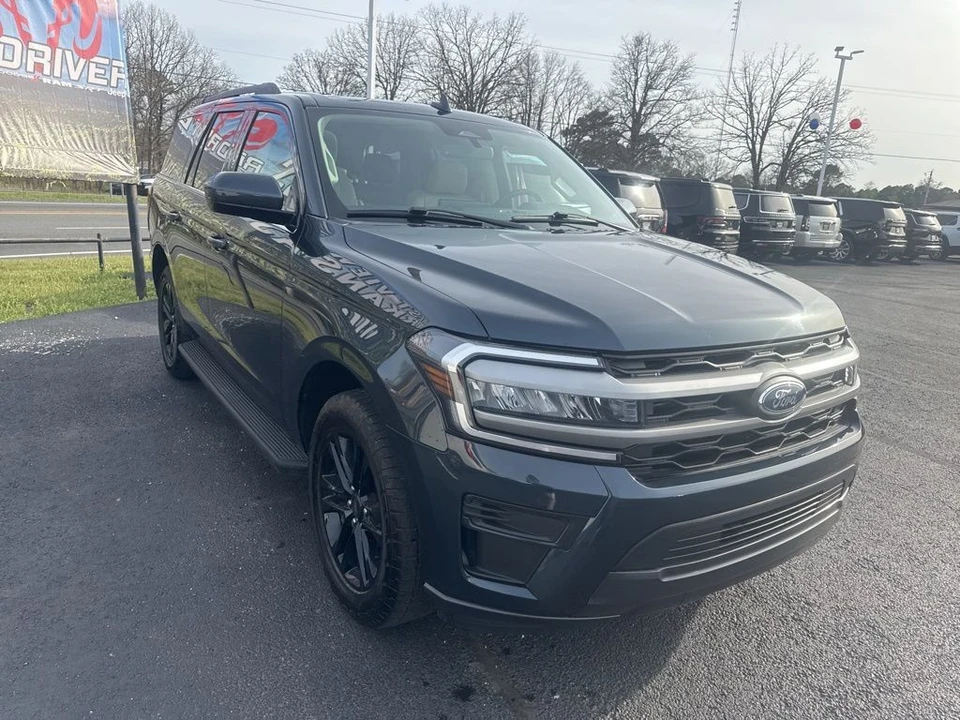 2024 Ford Expedition 4th Gen - Image 3 of 18
