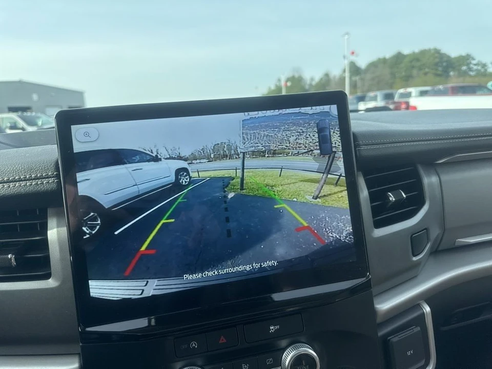 2024 Ford Expedition 4th Gen - Image 18 of 18