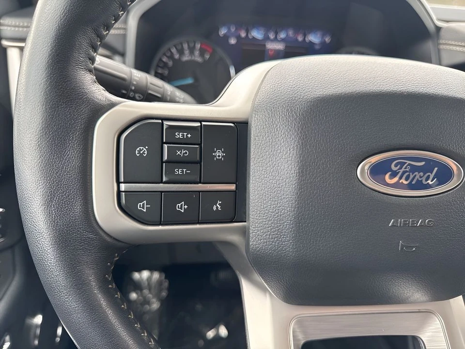 2024 Ford Expedition 4th Gen - Image 16 of 21
