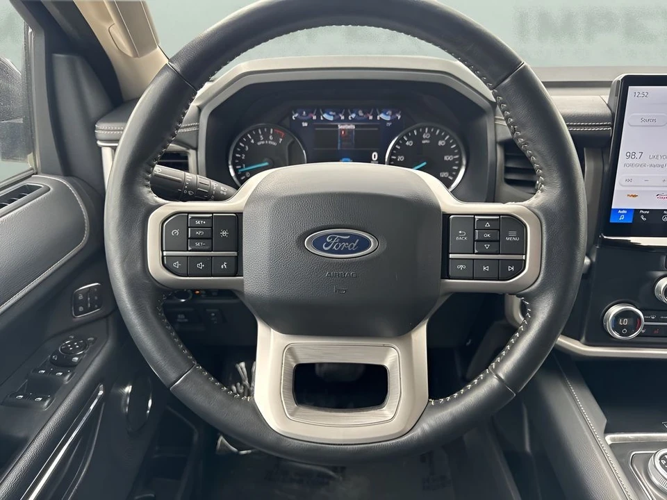 2024 Ford Expedition 4th Gen - Image 15 of 21