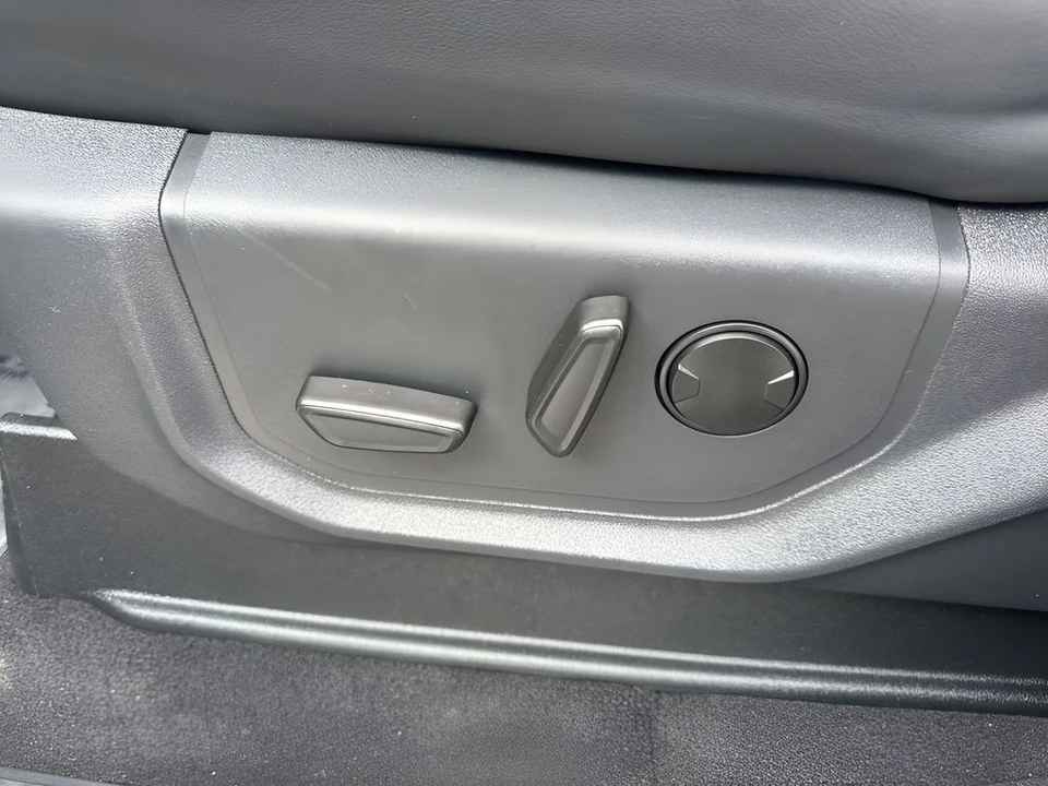 2024 Ford Expedition 4th Gen - Image 10 of 21