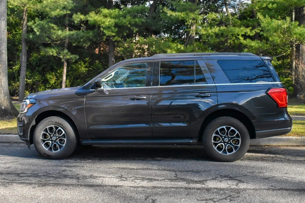 2024 Ford Expedition 4th Gen - Image 4 of 12