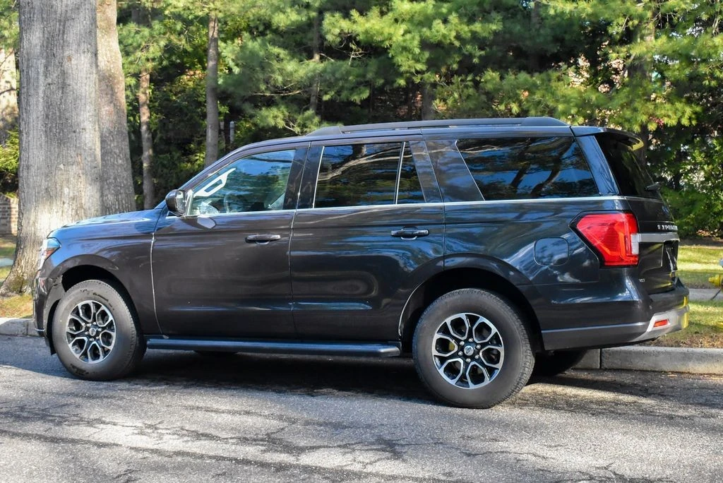 2024 Ford Expedition 4th Gen - Image 5 of 12