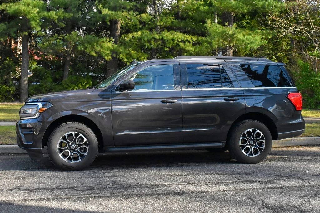 2024 Ford Expedition 4th Gen - Image 3 of 12