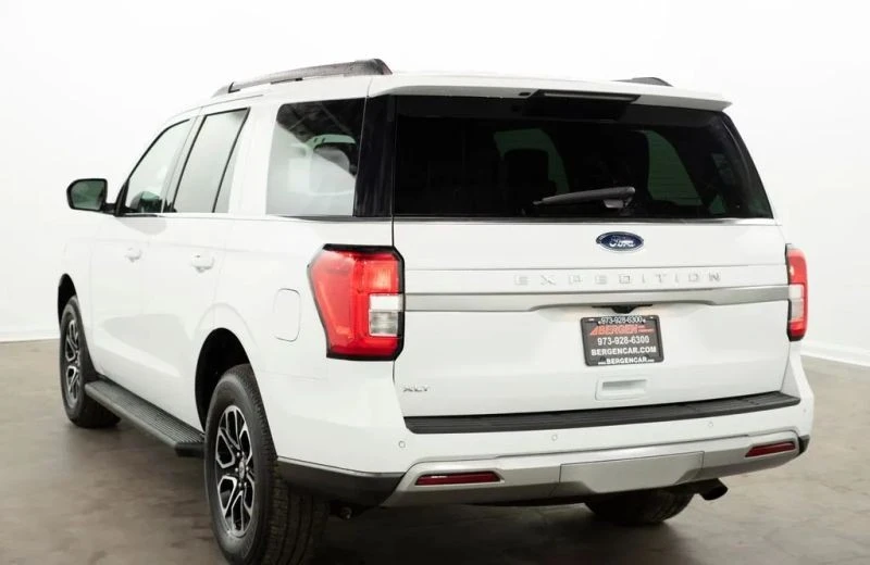 2024 Ford Expedition 4th Gen - Image 12 of 12