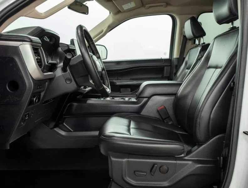 2024 Ford Expedition 4th Gen - Image 8 of 12