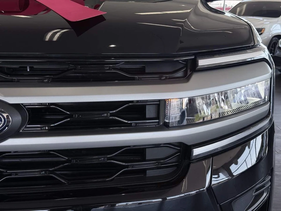 2024 Ford Expedition 4th Gen - Image 5 of 31