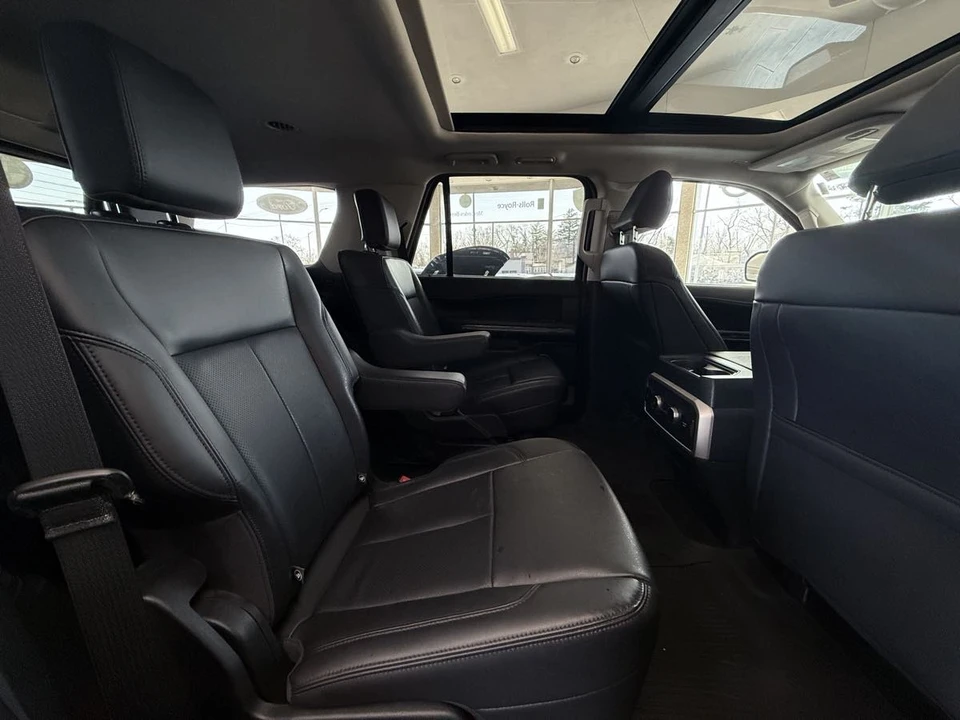 2024 Ford Expedition 4th Gen - Image 25 of 31