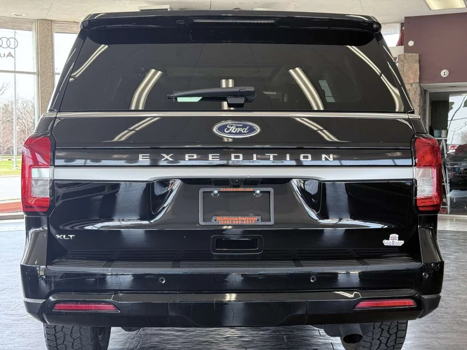 2024 Ford Expedition 4th Gen - Image 11 of 31