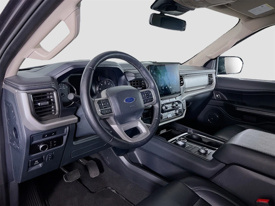 2024 Ford Expedition 5th Gen - Image 11 of 12