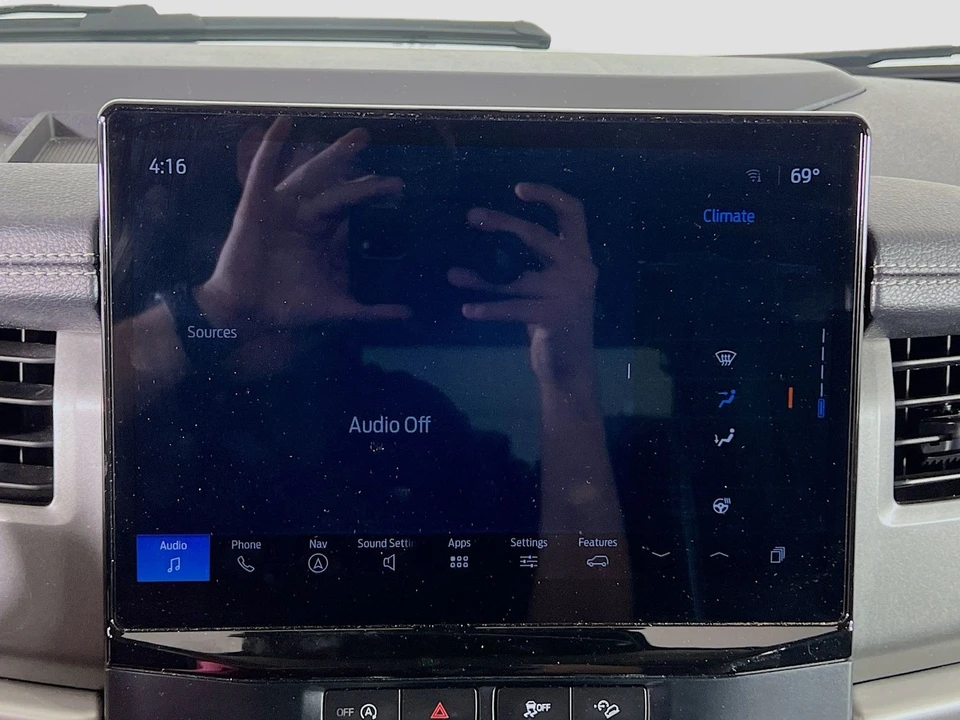 2024 Ford Expedition 4th Gen - Image 16 of 21