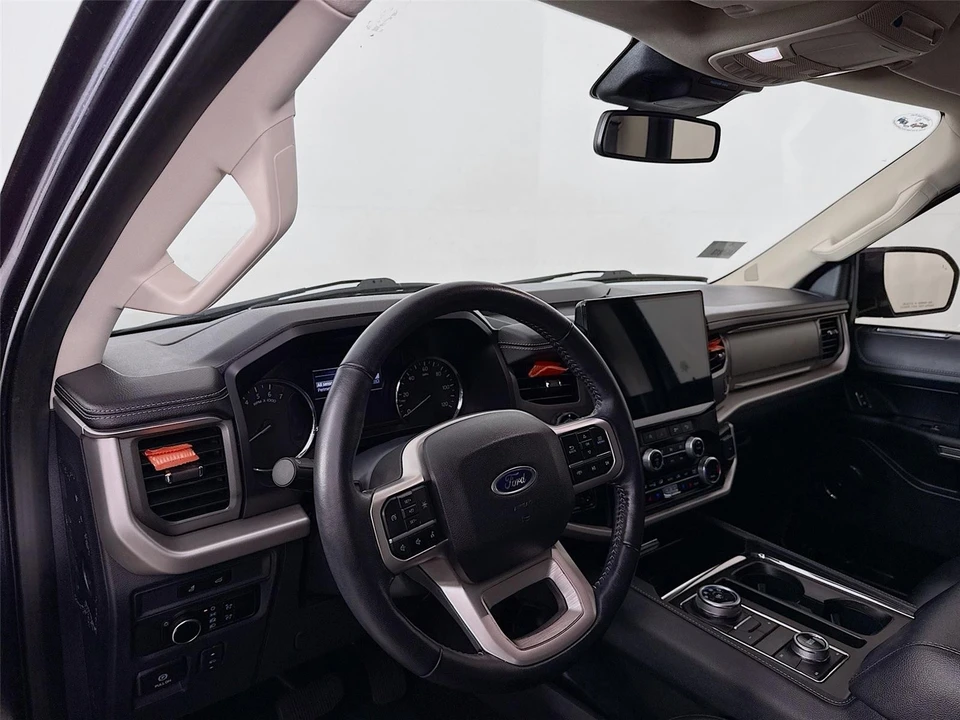 2024 Ford Expedition 4th Gen - Image 9 of 21
