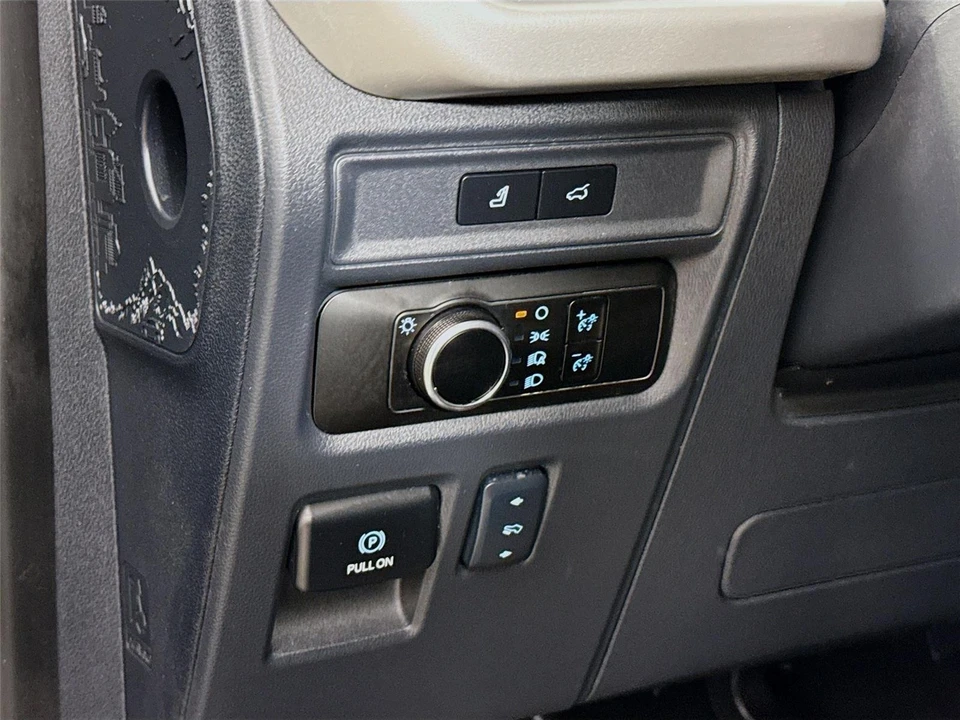 2024 Ford Expedition 4th Gen - Image 10 of 21