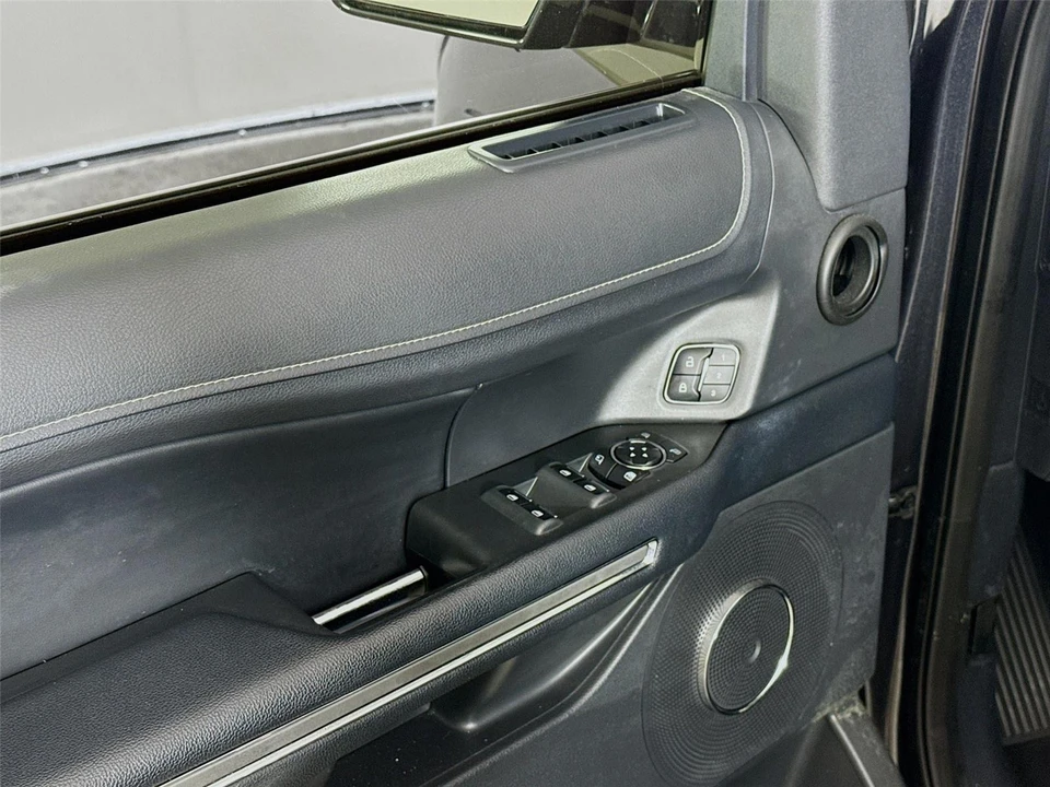 2024 Ford Expedition 5th Gen - Image 11 of 14