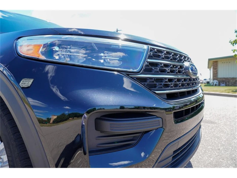 2024 Ford Explorer 6th Gen - Image 27 of 31