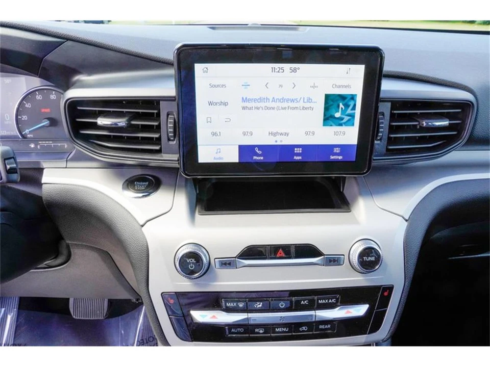 2024 Ford Explorer 6th Gen - Image 15 of 31