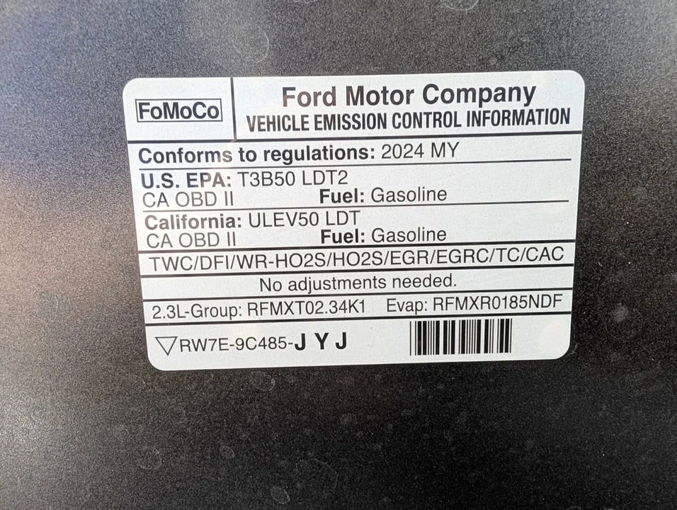 2024 Ford Explorer 6th Gen - Image 28 of 31