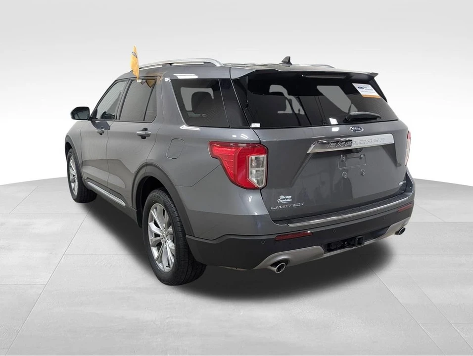 2024 Ford Explorer 6th Gen - Image 22 of 31