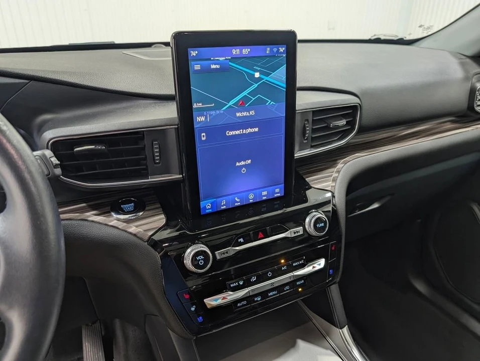 2024 Ford Explorer 6th Gen - Image 7 of 31