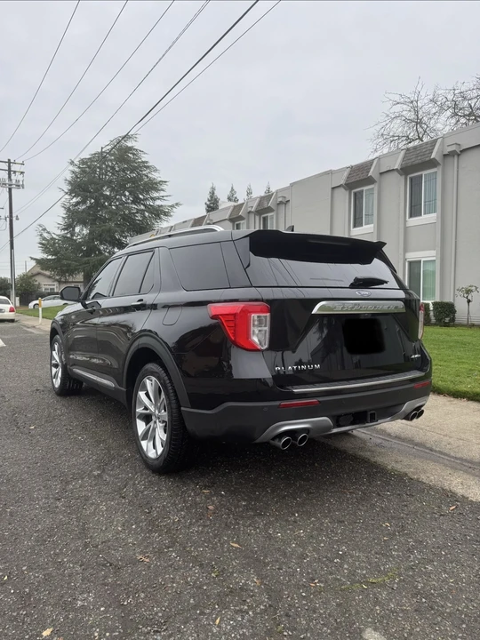 2024 Ford Explorer 6th Gen - Image 3 of 9