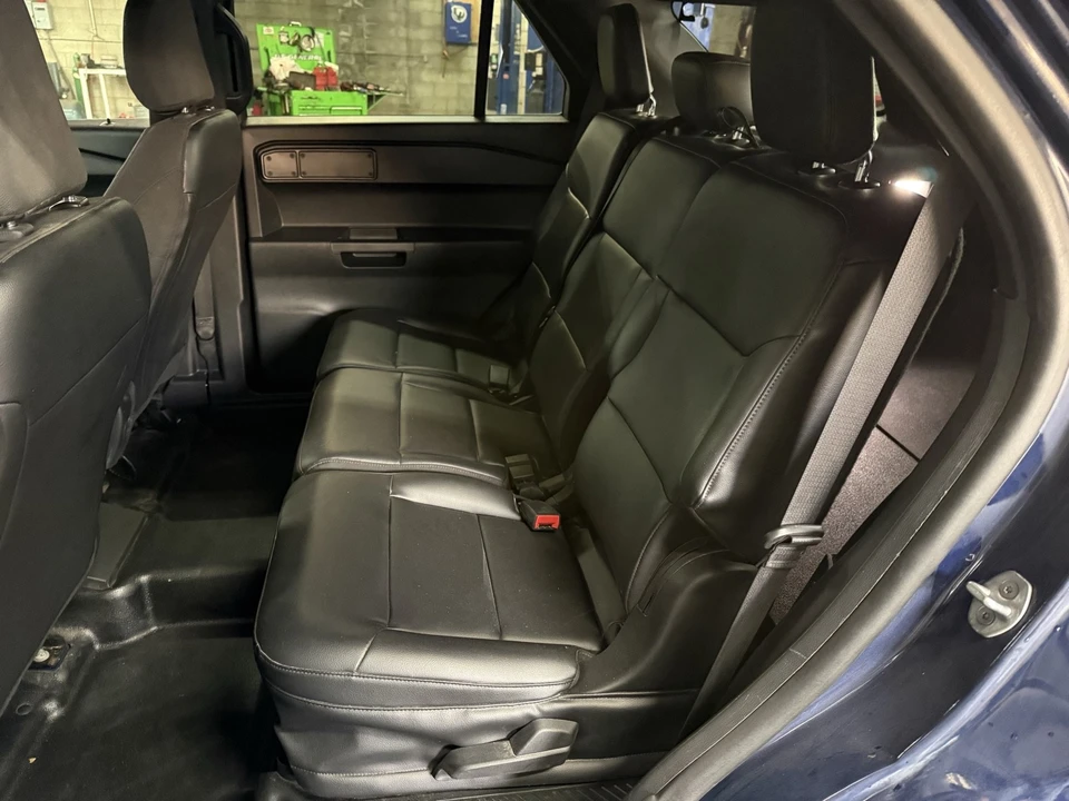 2024 Ford Explorer 6th Gen - Image 14 of 15