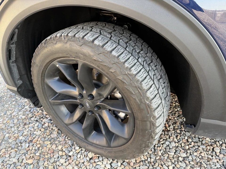 2024 Ford Explorer 6th Gen - Image 8 of 15