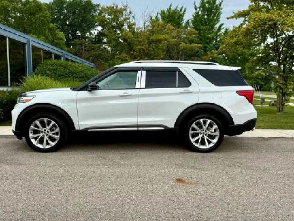 2024 Ford Explorer 6th Gen - Image 6 of 31