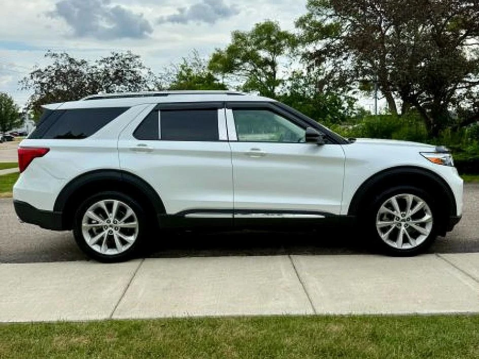 2024 Ford Explorer 6th Gen - Image 8 of 31