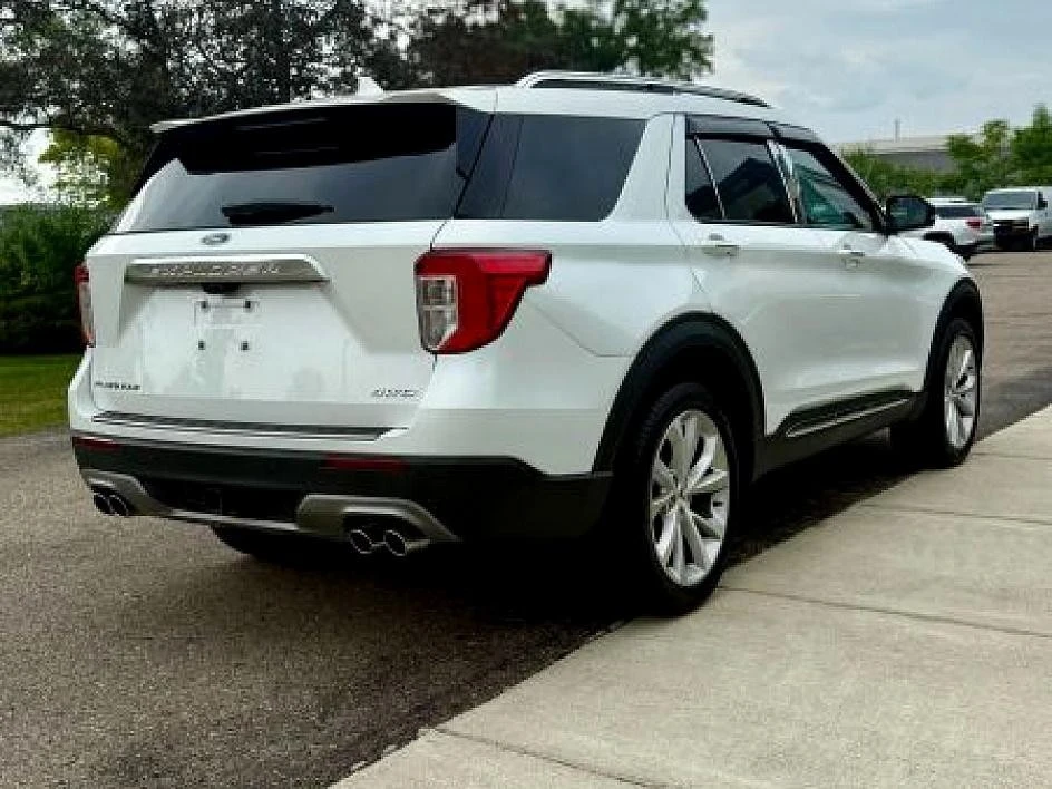 2024 Ford Explorer 6th Gen - Image 3 of 31