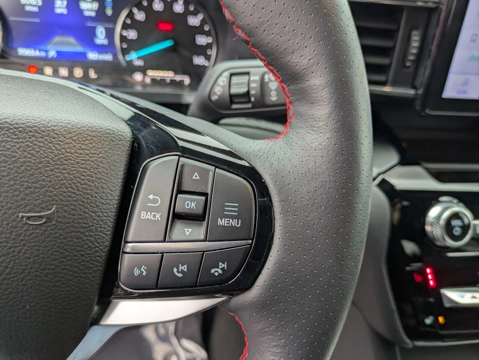 2024 Ford Explorer 6th Gen - Image 20 of 21