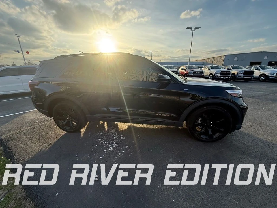 2024 Ford Explorer 6th Gen - Image 4 of 12