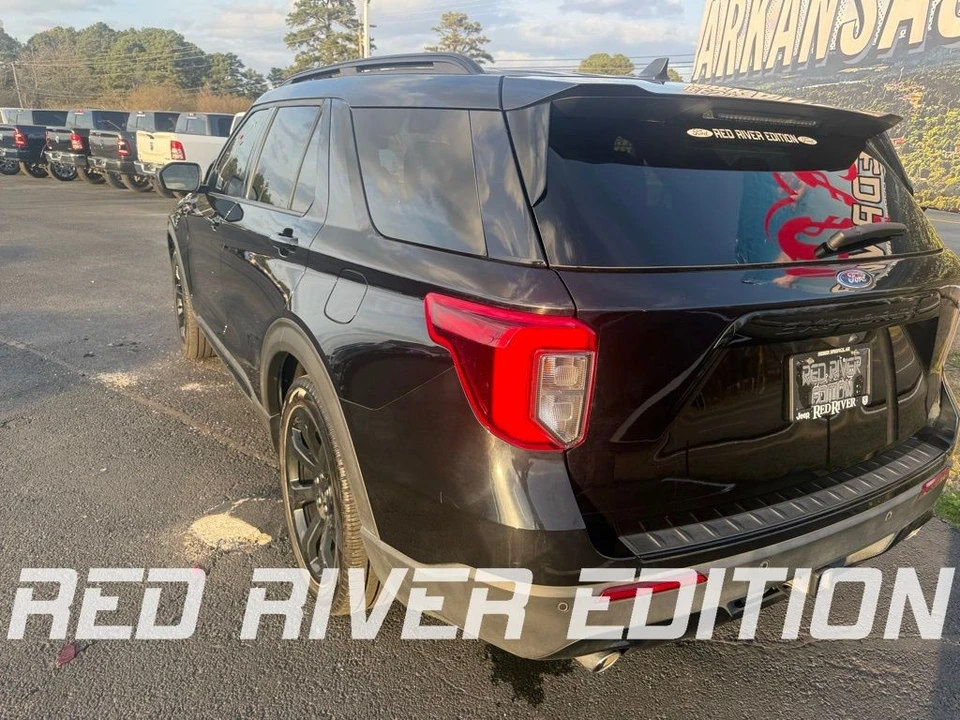 2024 Ford Explorer 6th Gen - Image 7 of 12