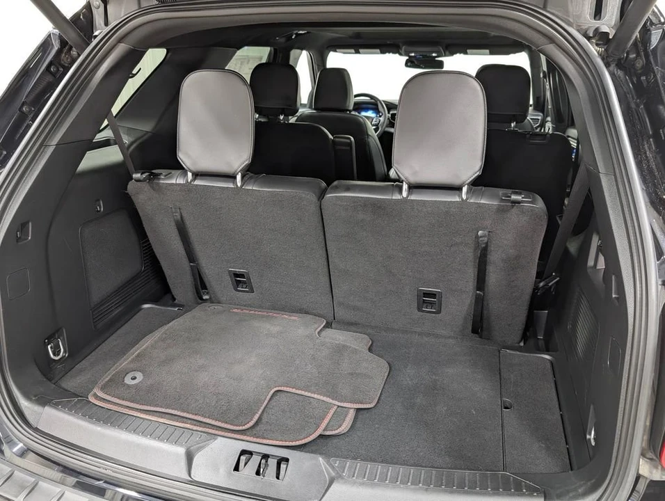 2024 Ford Explorer 6th Gen - Image 8 of 13