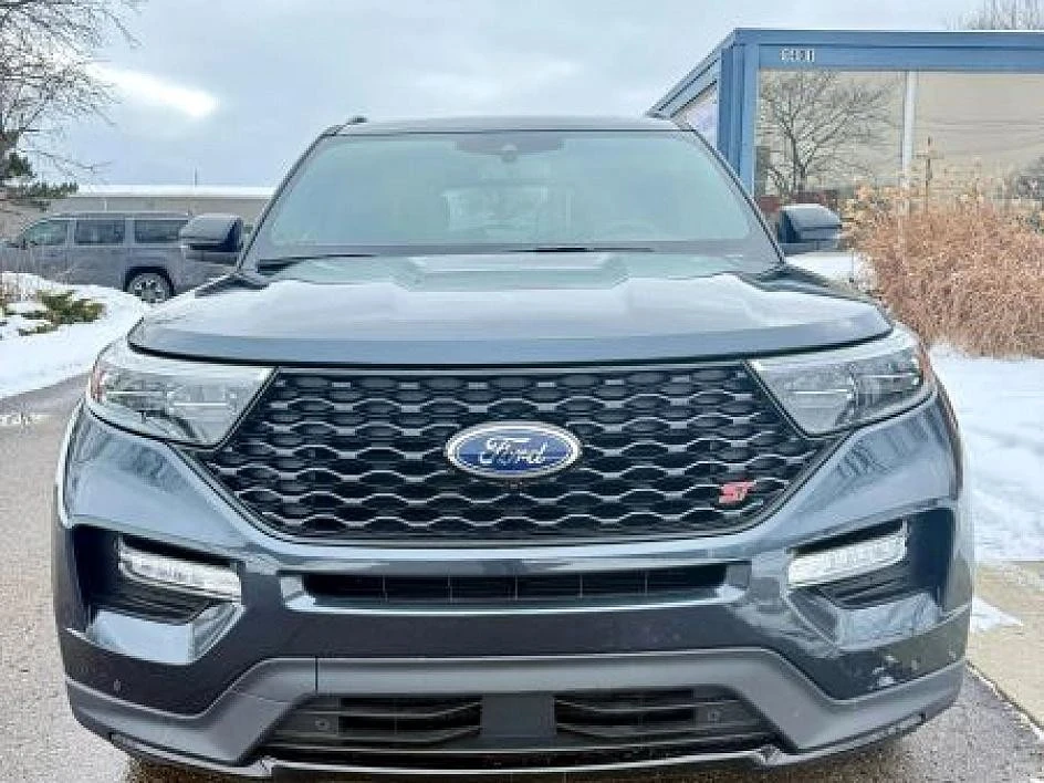 2024 Ford Explorer 6th Gen - Image 8 of 21