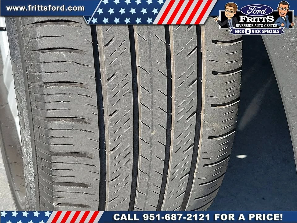 2024 Ford Explorer 6th Gen - Image 19 of 20