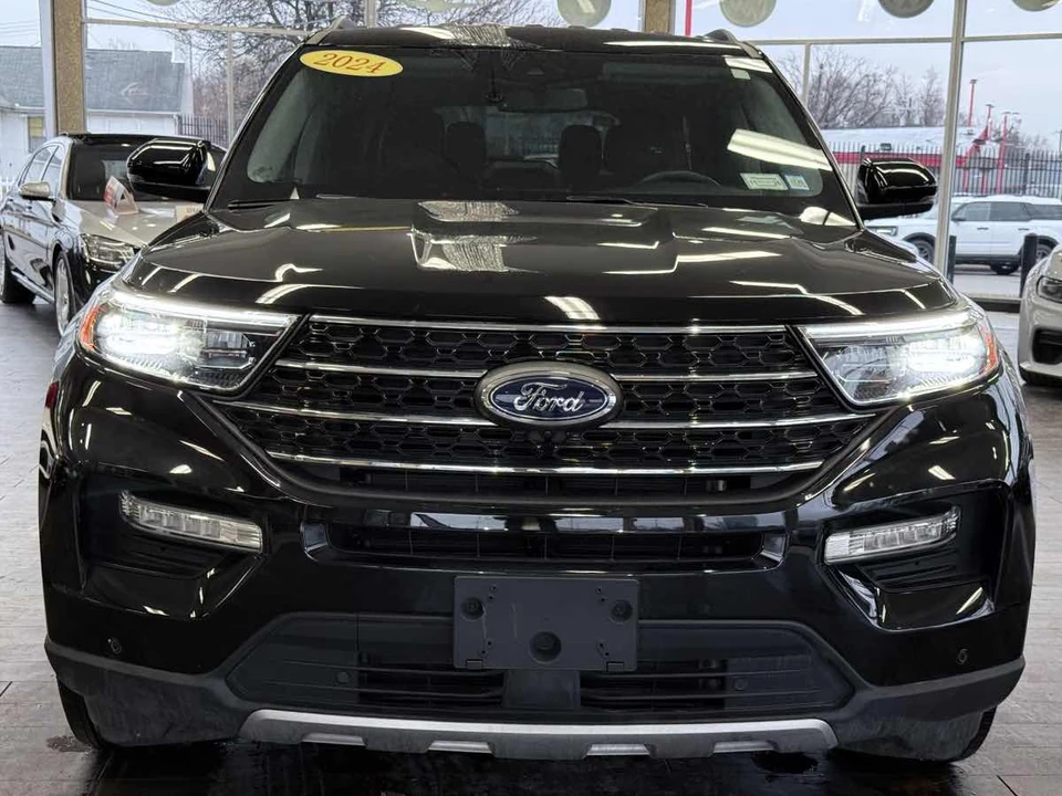2024 Ford Explorer 6th Gen - Image 4 of 21