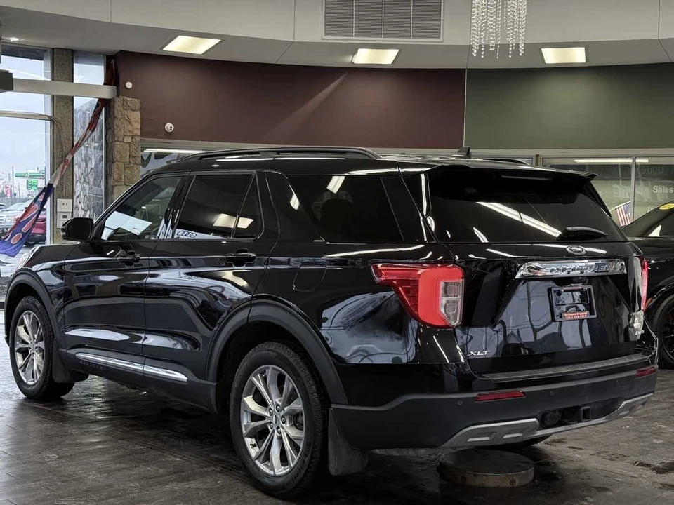 2024 Ford Explorer 6th Gen - Image 10 of 21