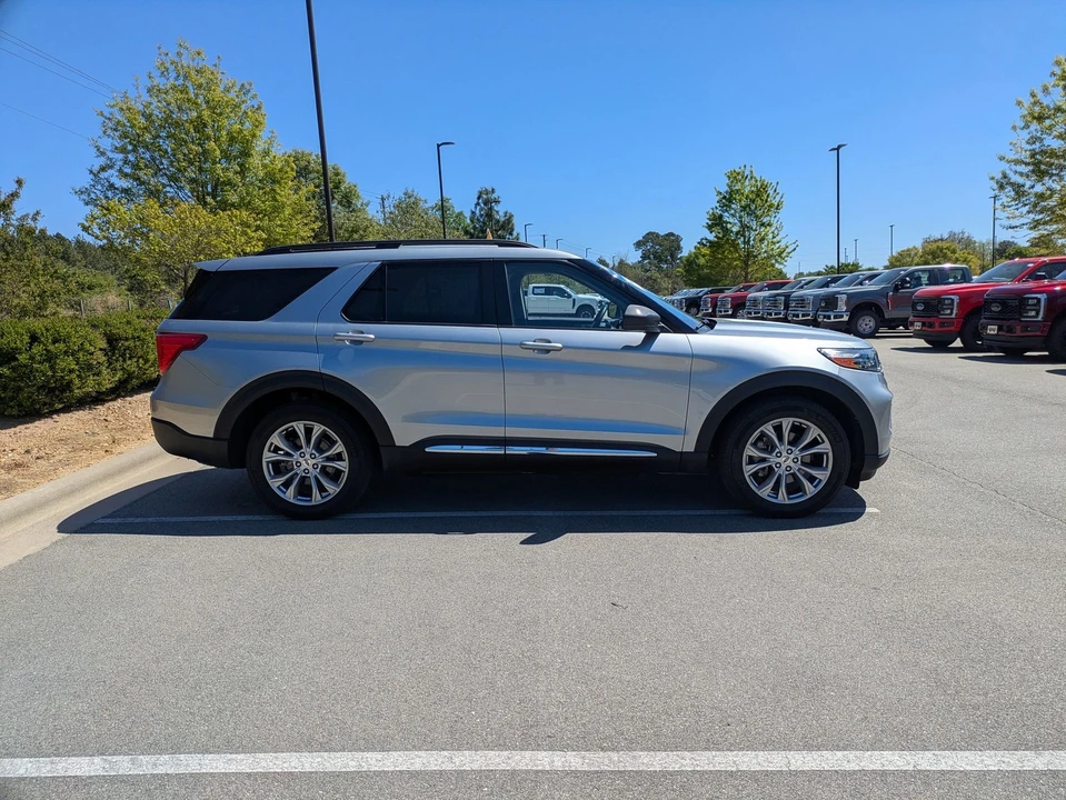 2024 Ford Explorer 6th Gen - Image 3 of 21