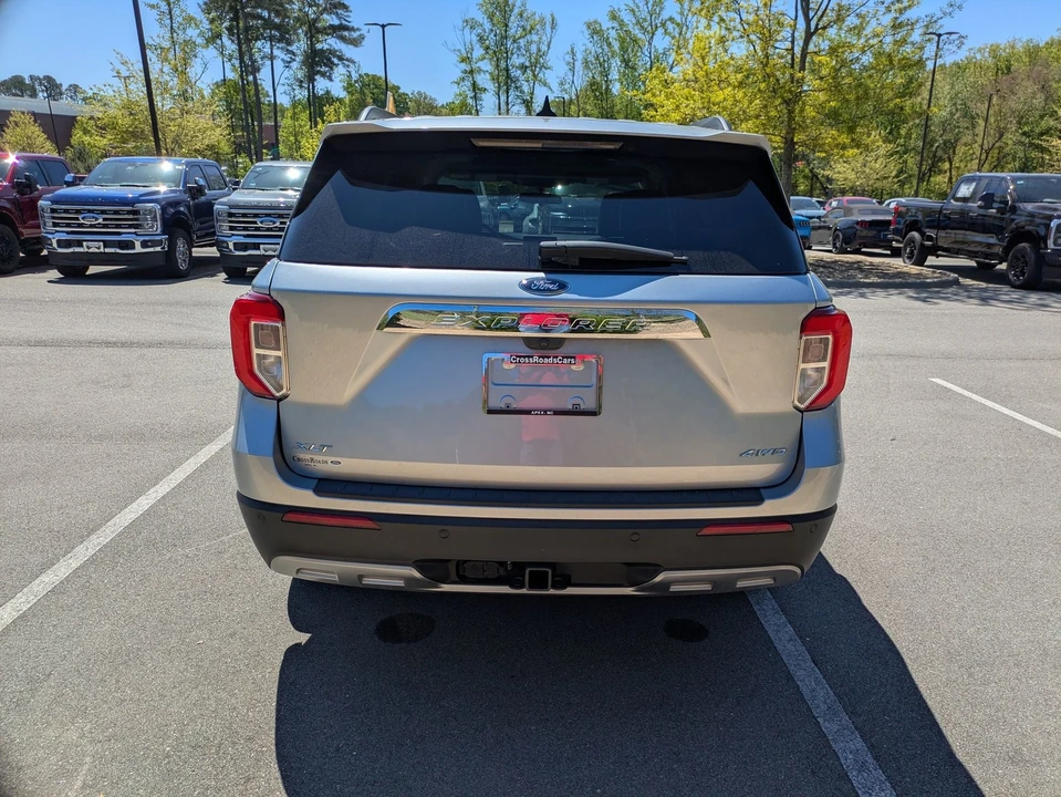 2024 Ford Explorer 6th Gen - Image 5 of 21