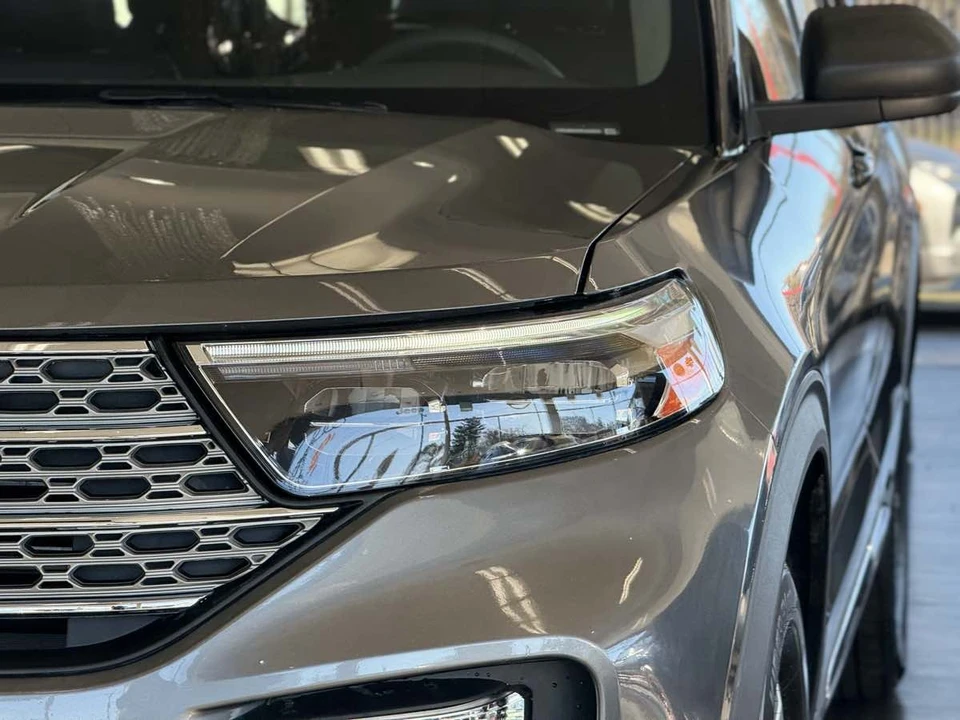 2024 Ford Explorer 6th Gen - Image 19 of 31